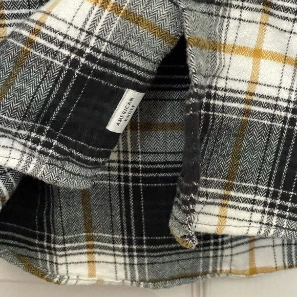 American Eagle Outfitters Super Soft Flannel Plaid Shirt Size Large Button Front - Picture 4 of 6